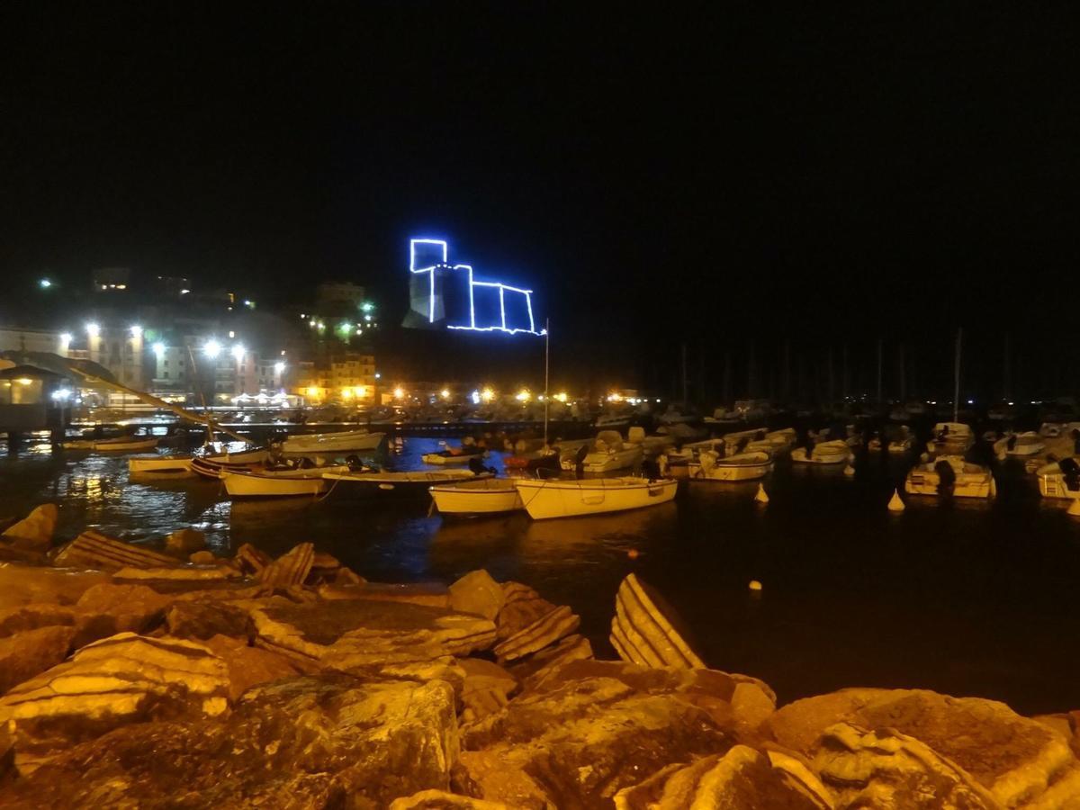 Affittacamere La Baia Di Lerici Exterior foto