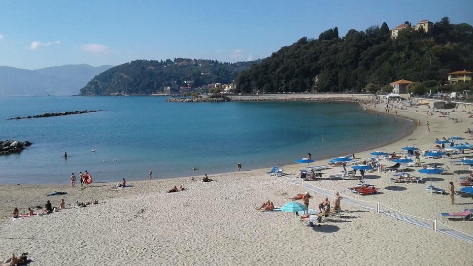 Affittacamere La Baia Di Lerici Exterior foto