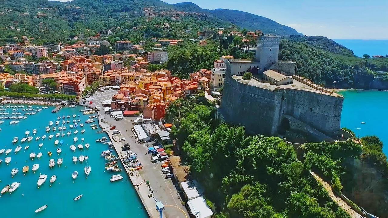 Affittacamere La Baia Di Lerici Exterior foto